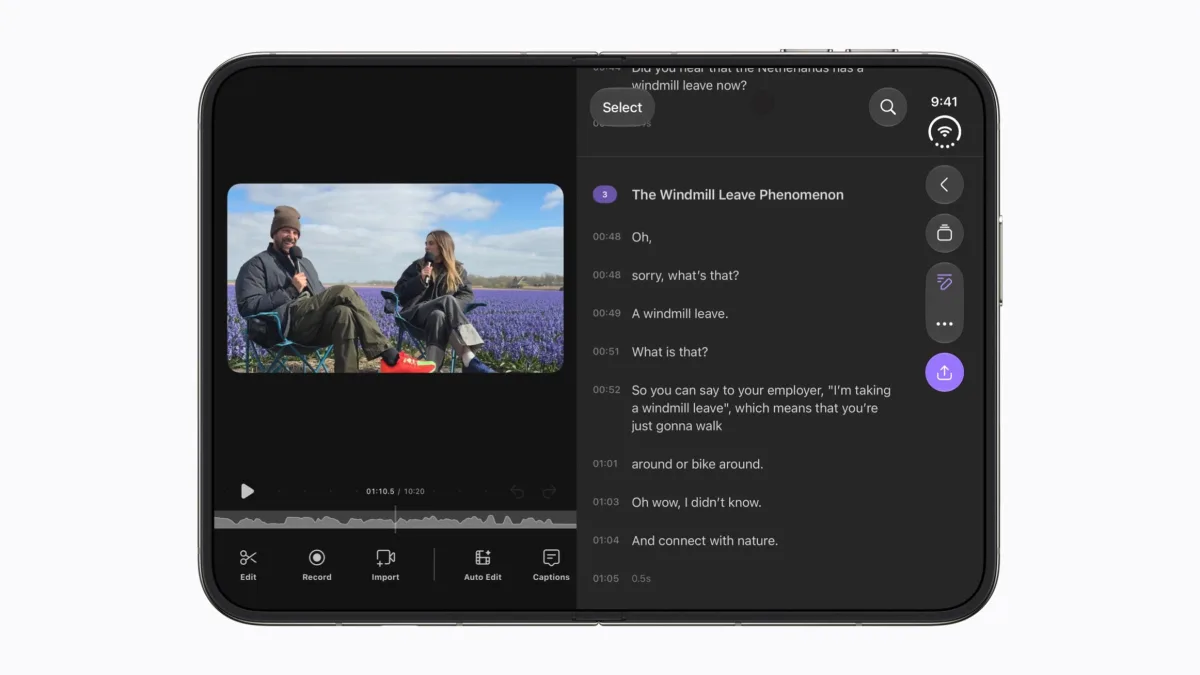 De iPhone Duo opengeklapt met apps op het binnenscherm