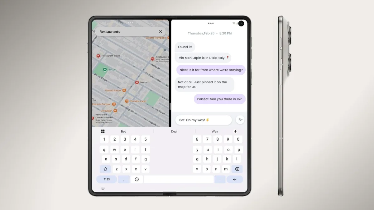 De huidige Motorola Razr Fold opengevouwen en van opzij gezien, persbeeld van Motorola