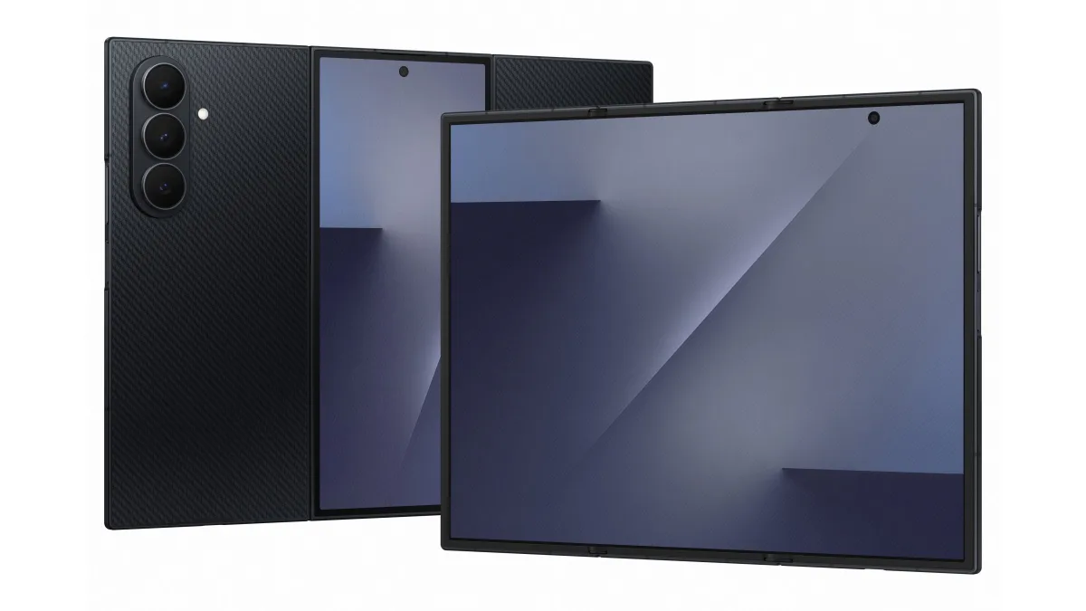 De Samsung Galaxy Z TriFold in Crafted Black, dicht- en opengevouwen